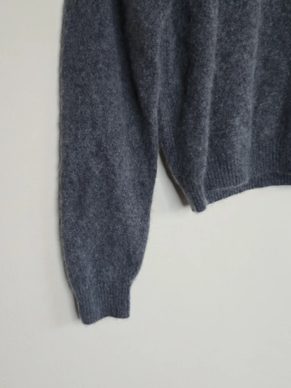 J.Crew 100% Cashmere Crewneck Sweater Heather Gray Size S Holiday 2025